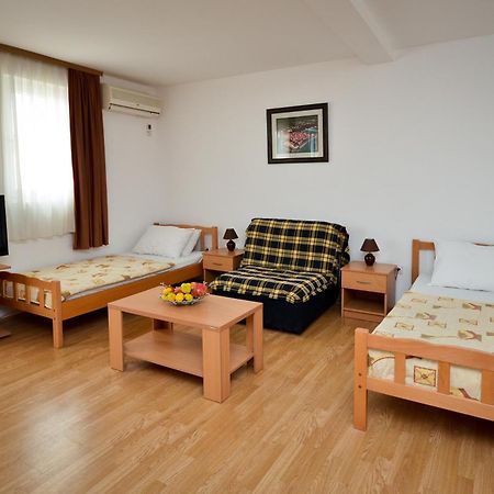 Apartmani Alexandra Budva Habitación foto