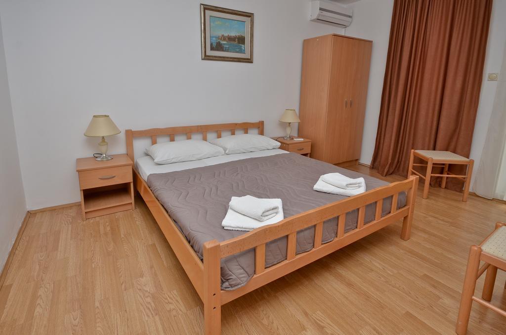 Apartmani Alexandra Budva Habitación foto